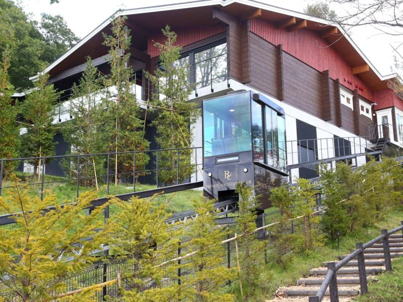 ホテル本館からモノレールに乗って温泉棟「Breeze in Plateau」へ