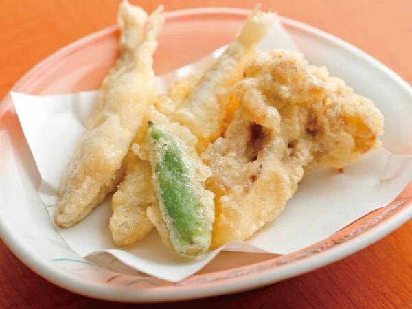 【公魚(わかさぎ)天ぷら/例】おかわり自由で食べ放題！