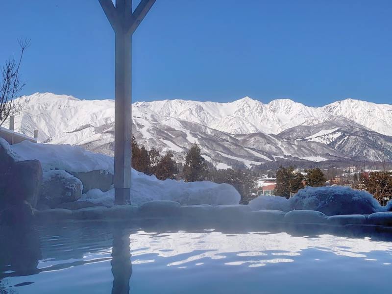 【天神の湯】北アルプスの大パノラマ、雪見露天を楽しめます。