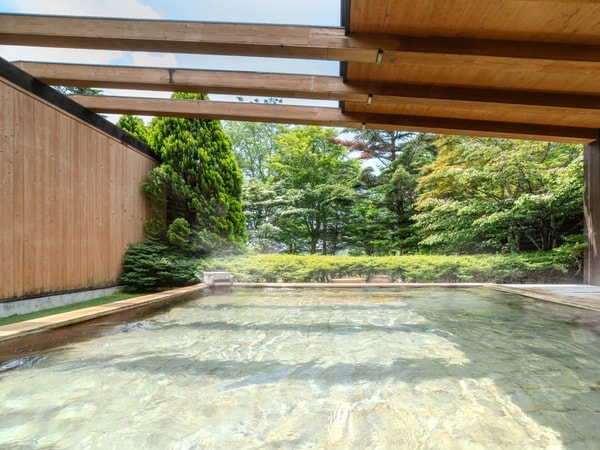 【天然温泉 女神湖展望露天風呂】