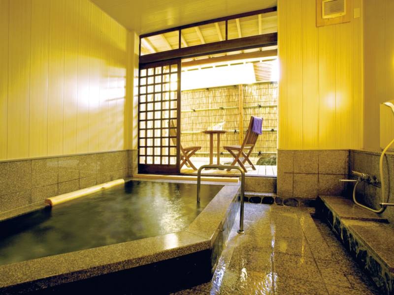 【有料貸切風呂（内湯）】水入らずでゆったりと