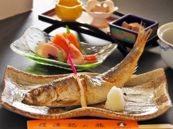 【メインの選択料理/例】自慢の逸品！大きさ20cm特大ニシン姿焼き魚