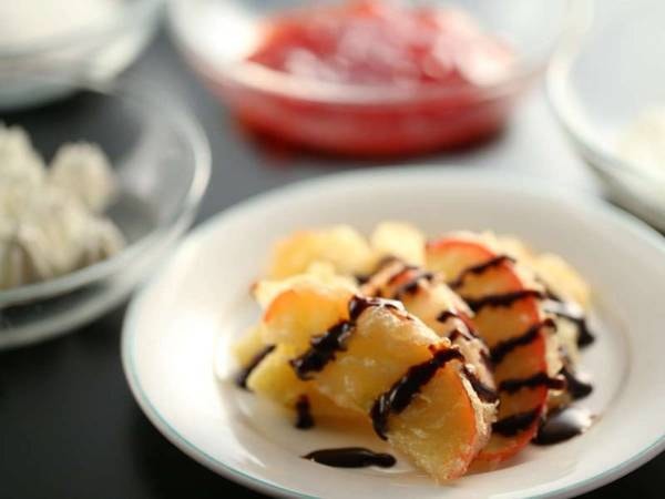 朝食一例　フルーツ天ぷら