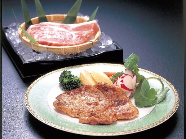 【選べるメインプラン/例】メインは肉・魚料理など4種類から選べる!※ステーキ一例
