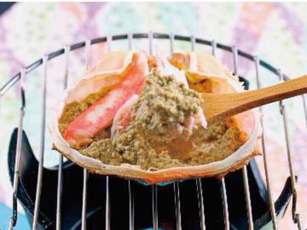 海鮮料理とカニ味噌甲羅焼/例