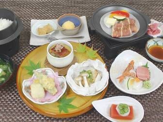 ルネサンス棚倉/【棚倉和食膳/例】彩豊かな品々