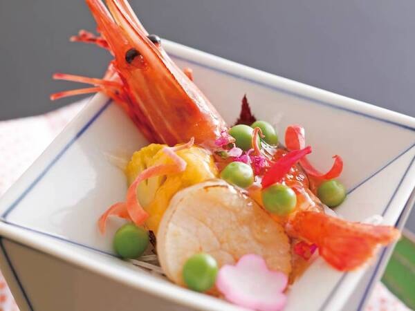 【料理長お任せ旬会席/ある日の一例】瀬戸内海の地魚や山の幸を堪能※お任せのため変更有り