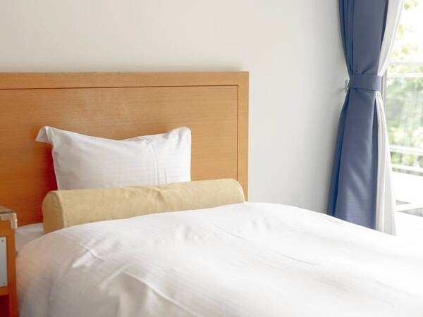 【洋室】ビジネス利用も安心。Wi-Fi完備のすっきりコンパクトなお部屋です