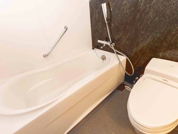 【洋室】バスルームの仕様はお部屋によって異なります