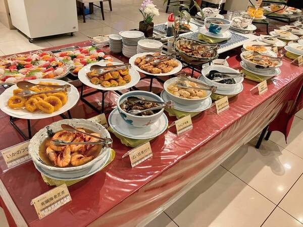 種類豊富なビッフェで口コミ高評価！