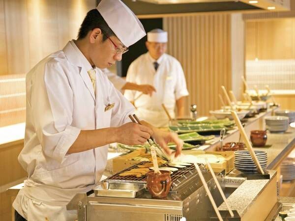 【夕食ディナーブッフェ/例】約60種類のメニューからお好みで
