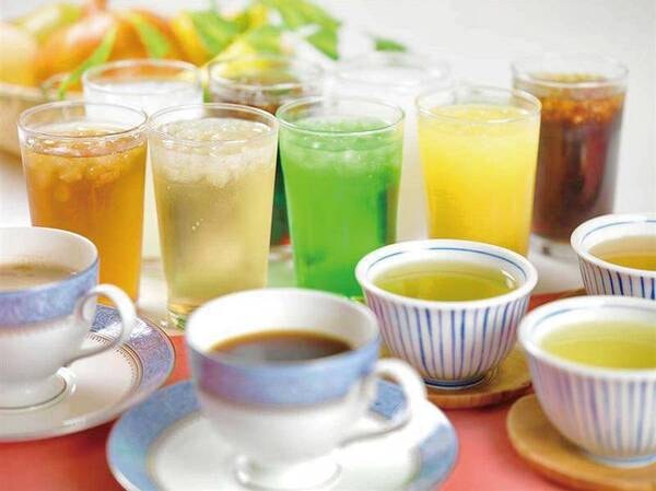 無料ドリンクバー