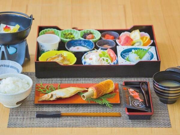 【朝食】地元食材メインの健康和朝食/例