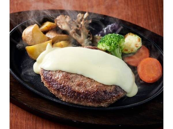 特製ビーフハンバーグ チーズソース(例)