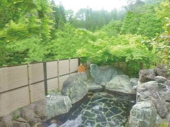 上屋敷 平の高房/自然に囲まれてのんびりと美肌の湯をお楽しみください
