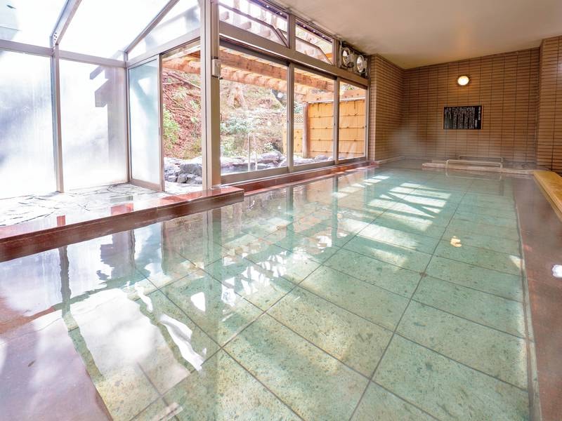 【大浴場】那須塩原温泉は古くから名だたる文豪たちに愛されてきた温泉と言われております