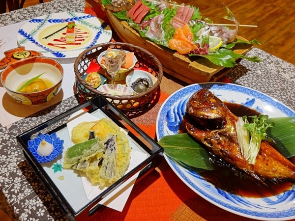 【夕食:海鮮満喫プラン/例】金目鯛をメインに伊豆名物に舌鼓