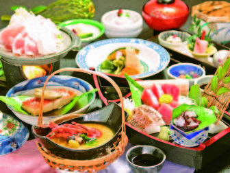 下田 旅館 とびきりの魚介料理が自慢です