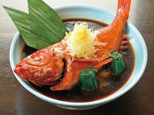 【夕食/例】金目鯛の姿煮は1組1尾