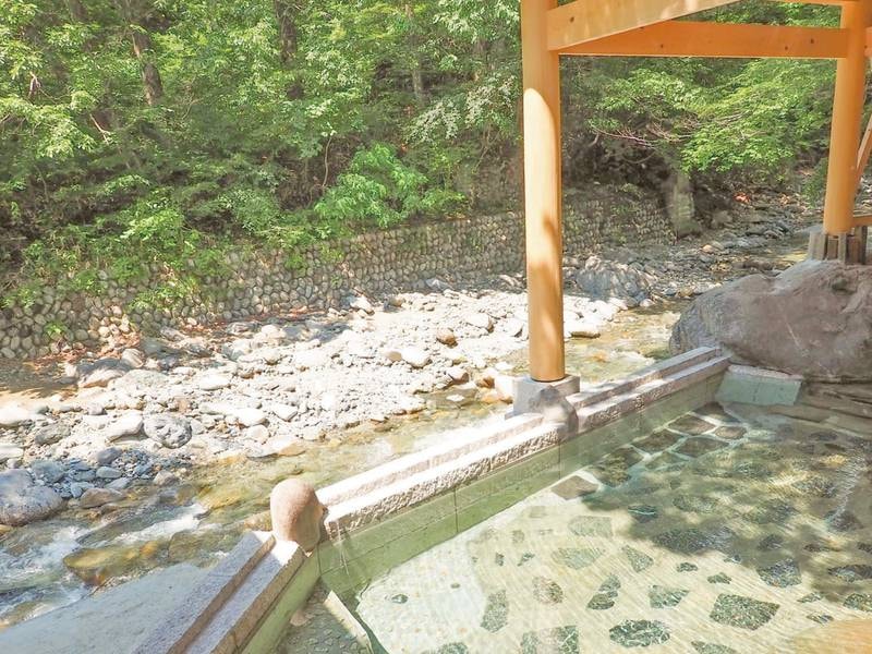 【混浴露天風呂「せゝらぎの湯」】