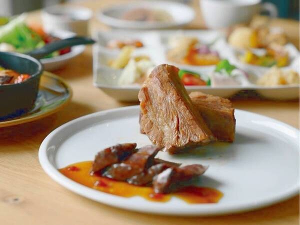 特選グリル（メイン）＆ハーフビュッフェ