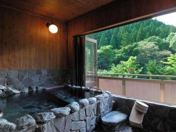 谷川岳望む源泉かけ流し露天風呂付客室/一例