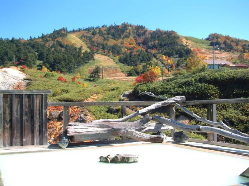 展望露天風呂「極楽湯」(秋)