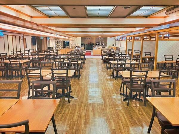 バイキング会場】
