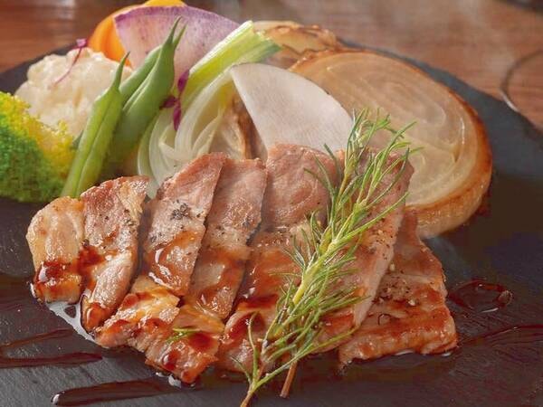 群馬県産豚炙りローストと大人のスパイスソース※イメージ