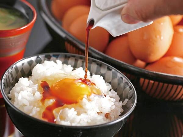 【朝食/一例】たまごかけご飯専用のお醤油でいただく新鮮たまご