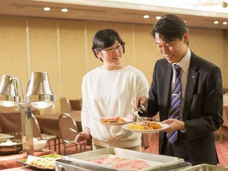 アークホテル京都の 阪急 大宮駅 嵐電 四条大宮駅より徒歩約１分 シンプルステイ 朝食付き 4 850円 禁煙ツイン ゆこゆこ