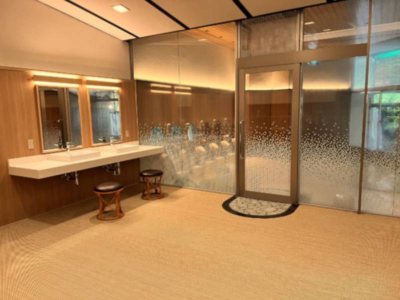 内湯「八重垣風呂」