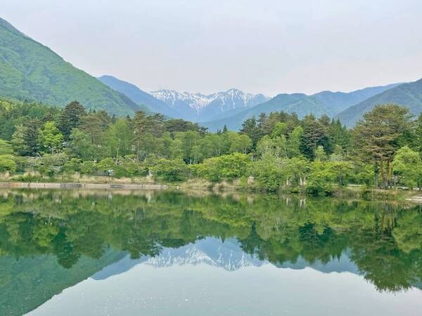 【周辺】大自然に囲まれた宿。南アルプスと中央アルプス、大沼湖の大自然を感じ心を癒す