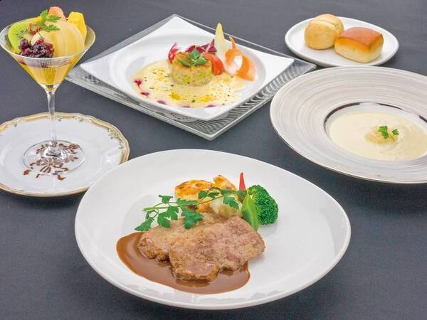 【選べる和洋プラン/和食の例】洋食または和食よりグループ毎に選択