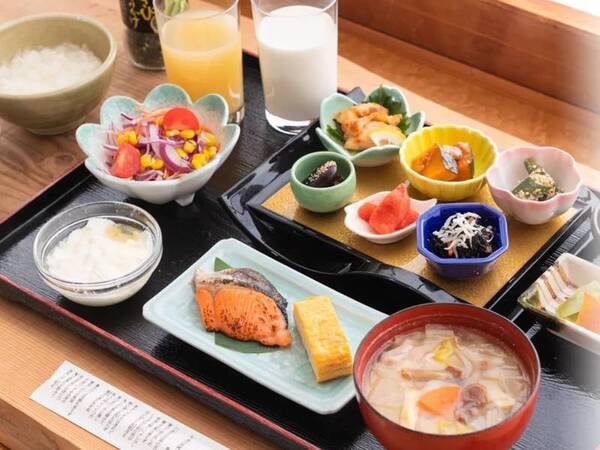 【【選べるメイン料理】夕朝食付きプラン】信州の恵みをふんだんに使用した和朝食/例