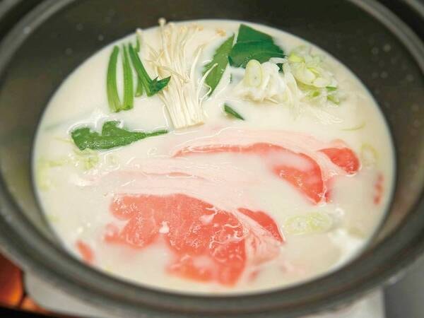 お手元料理＆バイキングのお手元料理「豆乳しゃぶしゃぶ」例
