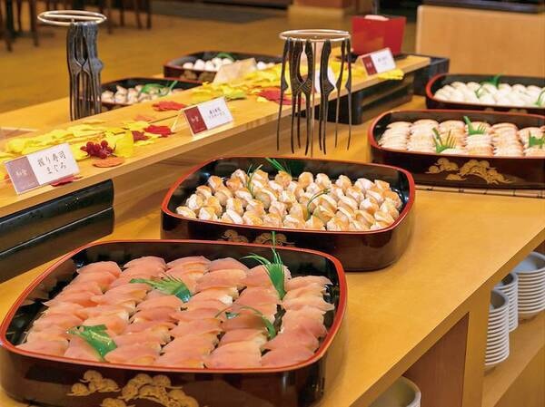 【夕食/例】種類豊富な和洋中バイキング