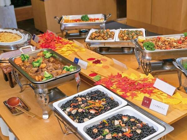 【夕食/例】種類豊富な和洋中バイキング