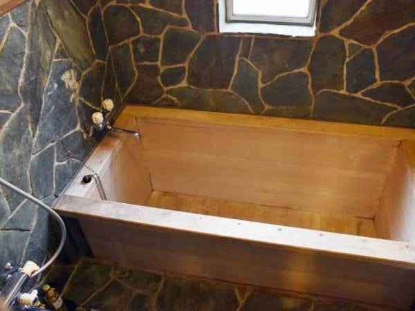 英国ロイヤルツイン『Mary』浴室一例