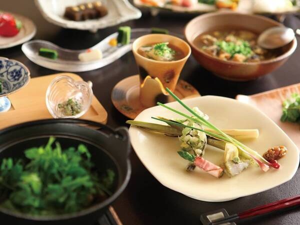 【美肌の湯と創作和食で上品な時間を過ごす1泊2食付プラン】春季イメージ