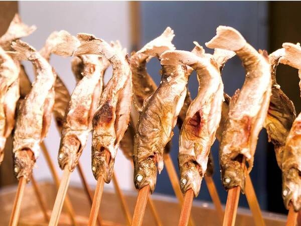 【約70種！信州バイキング/例】川魚串焼きや郷土料理を満喫！