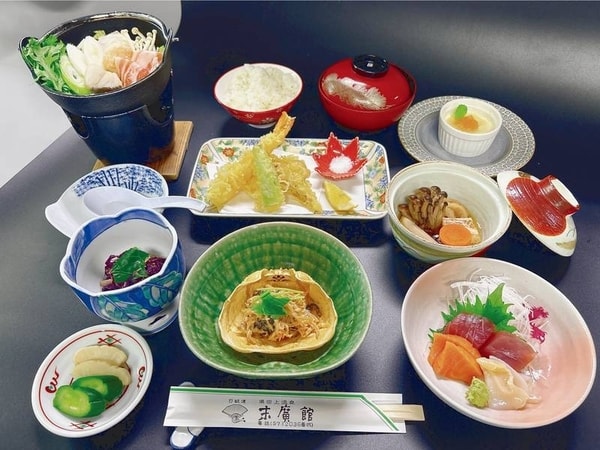 【選べるお造り付和食膳/例】2種から選べるお造り付（※お品書きは季節によって変更となる場合がございます）
