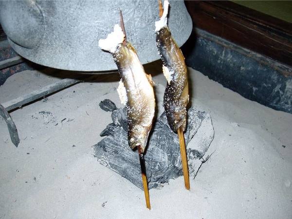 【越後もち豚と岩魚/例】岩魚の塩焼き