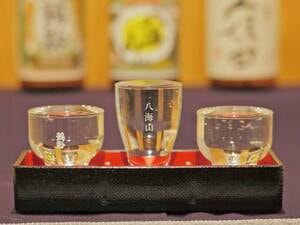 飲み放題（60分）。新潟の酒はキリッと旨い