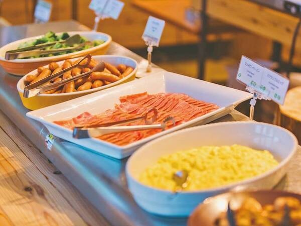 【朝食/例】人気メニューを取り揃え