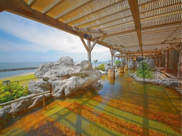 【ご婦人の湯】「優」露天風呂。日本海の絶景と温泉をご堪能ください。