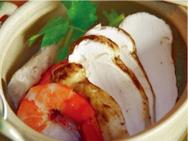 【秋/四季の彩り厳選料理プラン】松茸の土瓶蒸し※季節により変更有
