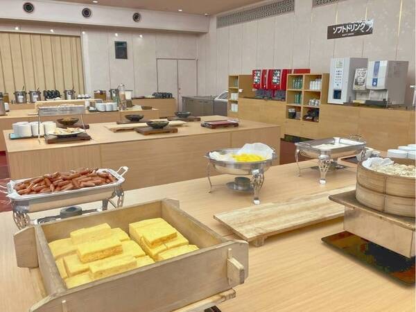 朝食バイキングの一例となります