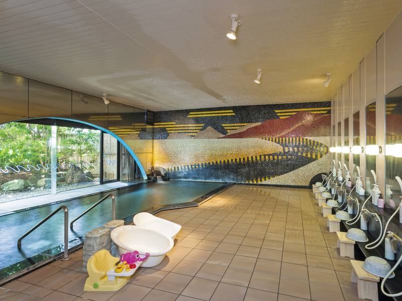 大浴場「クリスタル風呂」