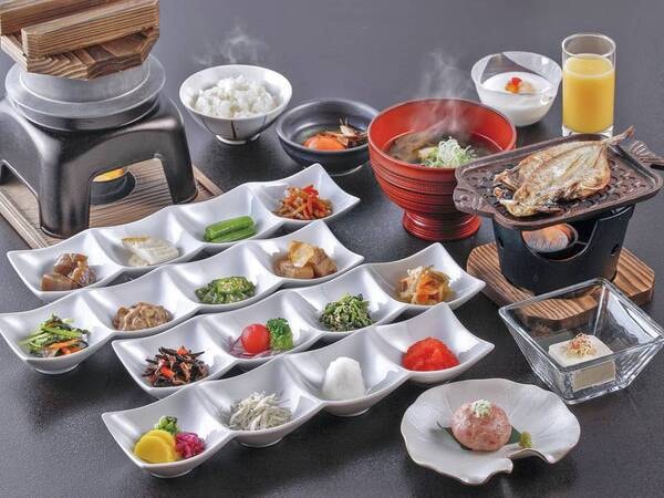 【朝食/一例】20種類以上の豊富なおかずのご朝食